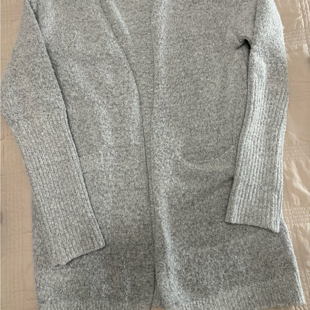 Everly‎  Women's Long Grey cardigan Sweater size S/M